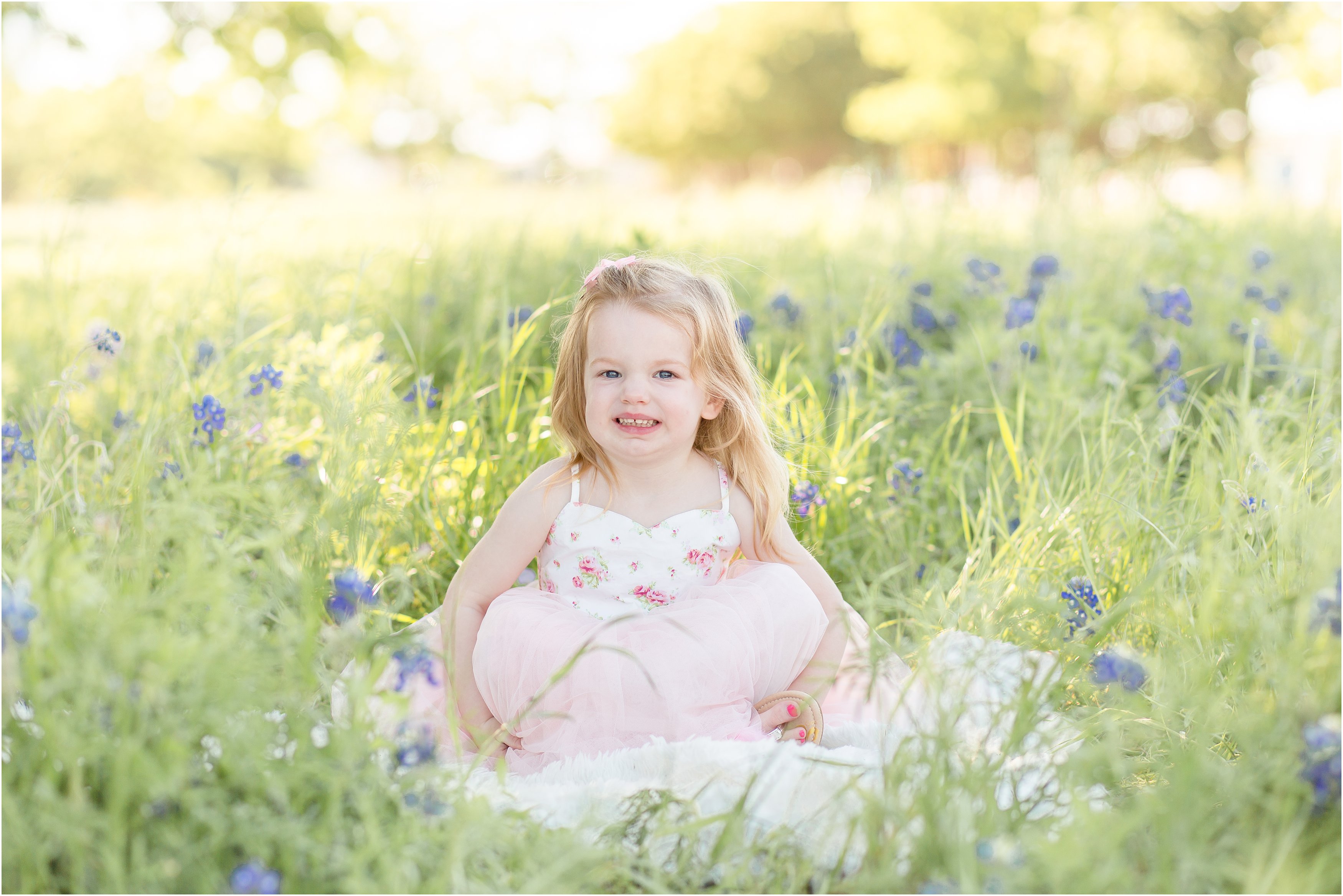 little girl spring bluebonnet picture