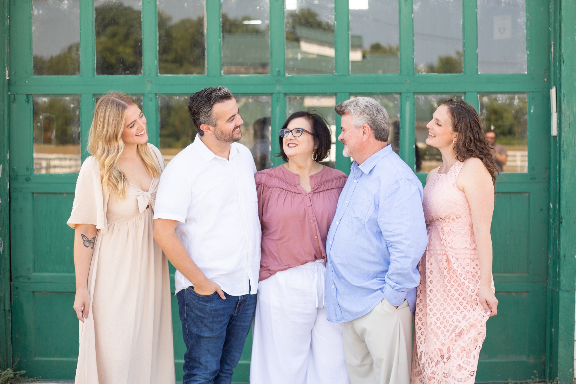 The Bishops' extended family session is live on the blog now! I loved hanging out with this sweet family for a little while and capturing them all together! This session is featured on my monthly membership, Behind the Lens! Go along with me on this session and see how I shoot it from the settings I chose to how I posed them! Click to learn more! 